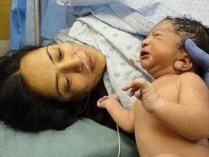 Сонник «родить ребенка» от медиума Хассе