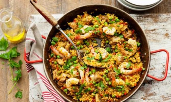 Classic paella with seafood and vegetables - Spanish recipe with step-by-step photos Step-by-step recipe photos